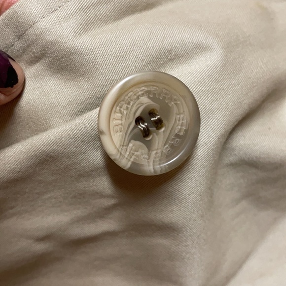 Burberry London - Picture 6 of 12